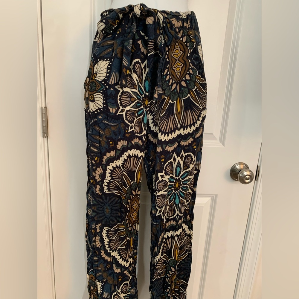 Printed high waist pants